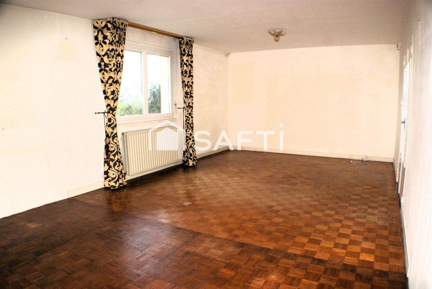 Maison à vendre, 199m², LA CHATAIGNERAIE