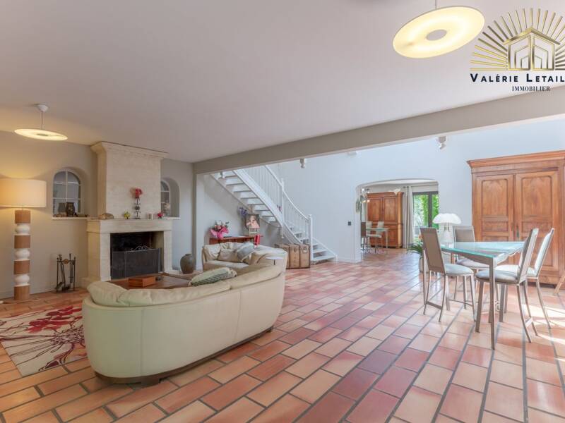 Maison à vendre, 218m², POMPIGNAC