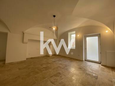 Maison de ville à vendre 149 000 € 4 pièces 3 chambres 76,5 m² Remoulins 30210
