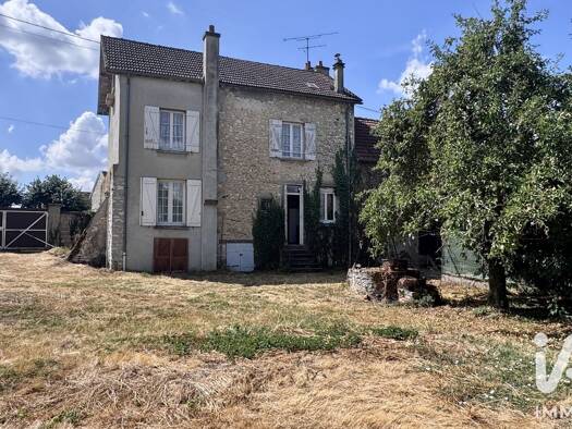 Maison à vendre 209 000 € 5 pièces 4 chambres 95 m² 680 m² de terrain Valence-en-Brie 77830