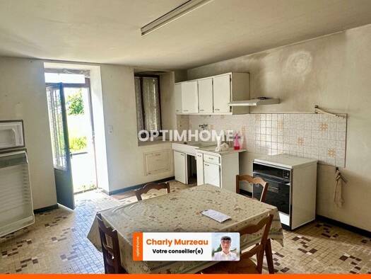 Maison à vendre 77 000 € 5 pièces 3 chambres 208 m² 600 m² de terrain Le Temple Mauléon 79700