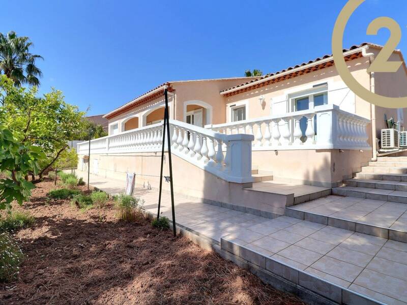 Maison à vendre, 100m², FREJUS