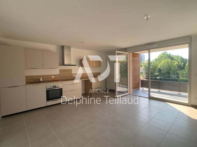 Maison à louer, 61m², FONTAINE