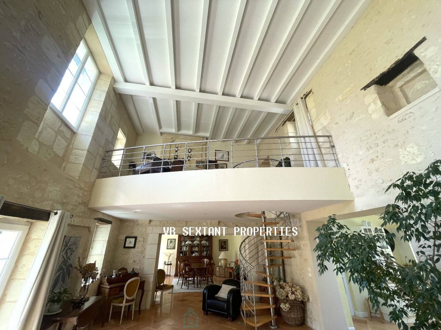 Maison à vendre, 420m², LATRESNE