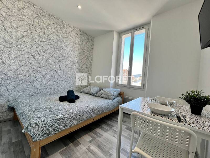 Maison à louer, 13m², LE PRADET