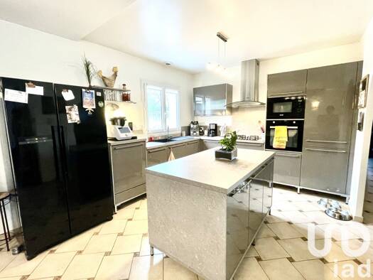 Maison de plain-pied à vendre 298 000 € 5 pièces 4 chambres 104 m² 850 m² de terrain Marssac-sur-Tarn 81150