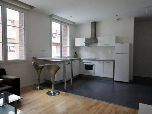 Duplex à louer 745 € 2 pièces 1 chambre 45,2 m² Étage 2/2 Centre Ville Amiens 80000