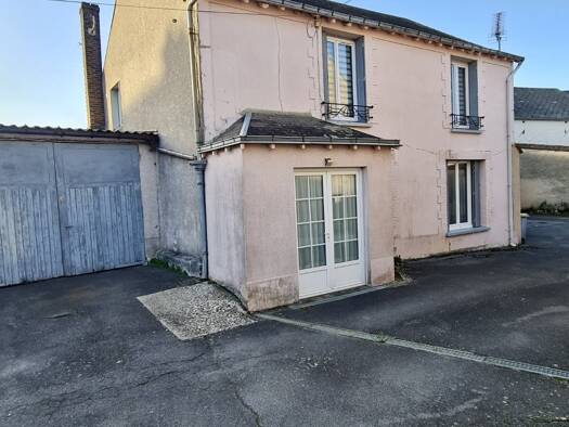 Appartement à vendre 119 500 € 3 pièces 2 chambres 58 m² RDC/1 Pussay 91740