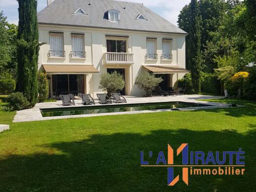 Maison à vendre 3 650 000 € 11 pièces 7 chambres 950 m² 2 251 m² de terrain Charlemagne Maisons-Laffitte 78600