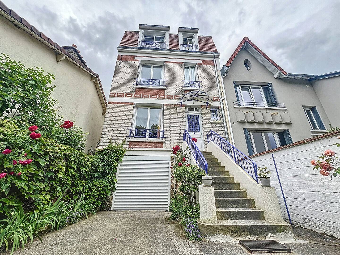 Maison à vendre, 191m², SURESNES
