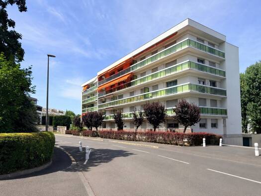 Appartement à vendre 285 000 € 6 pièces 3 chambres 146 m² Étage 3/4 Beaurepaire Chamalières 63400