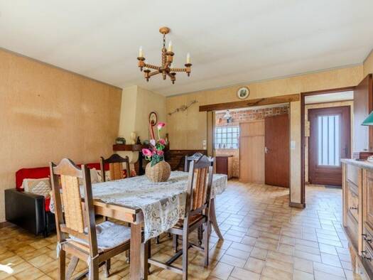 Maison de plain-pied à vendre 164 999 € 4 pièces 2 chambres 96 m² 1 903 m² de terrain Est Coutras 33230
