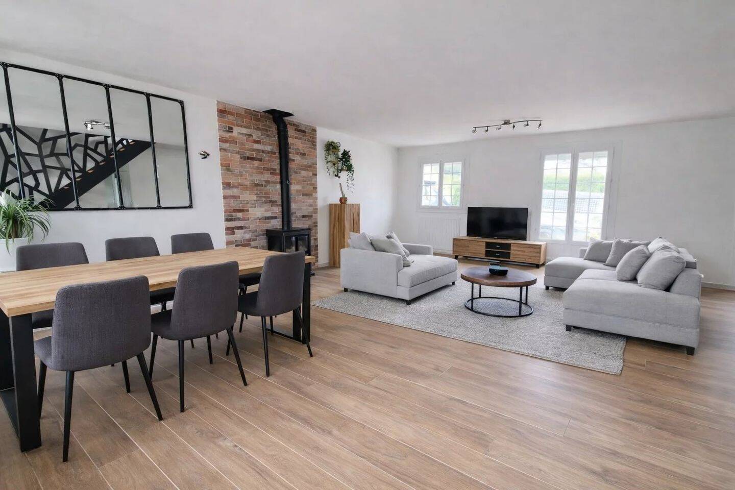 Maison à vendre, 142m², HOUDAN