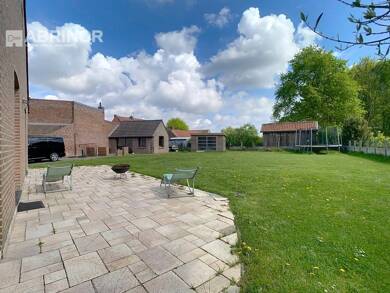 Villa à vendre 655 000 € 8 pièces 7 chambres 248 m² 1 159 m² de terrain Verlinghem 59237