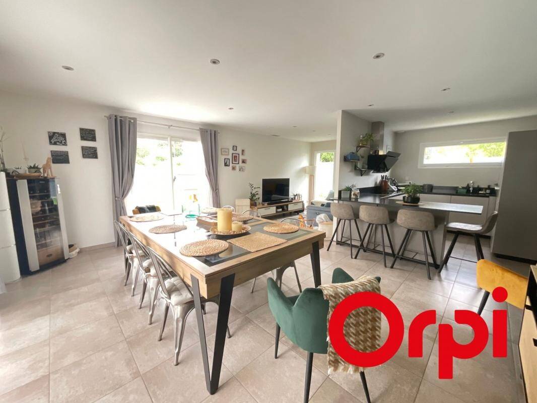 Maison à vendre, 107m², LA BOISSE