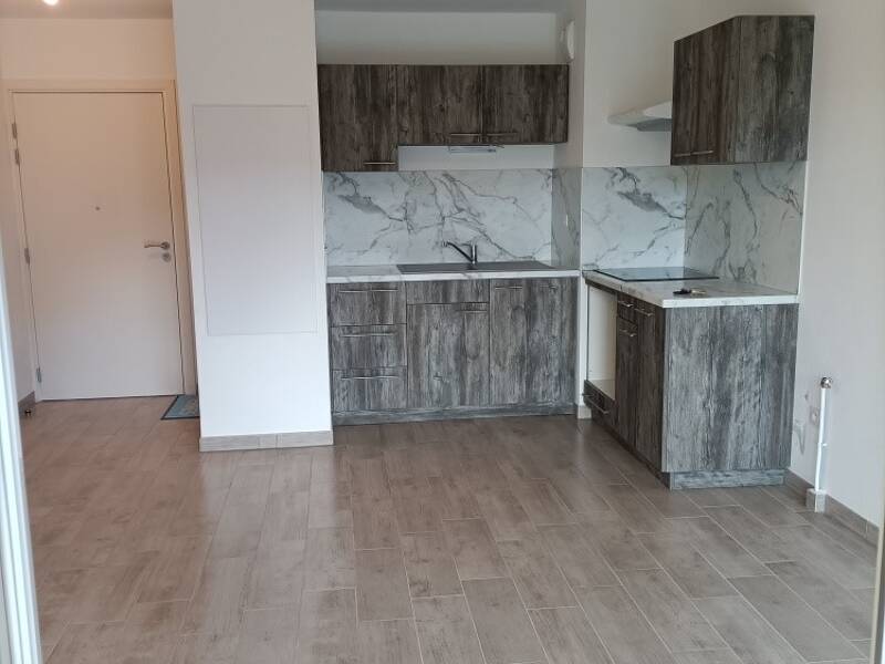 Maison à louer, 37m², LA LONDE LES MAURES