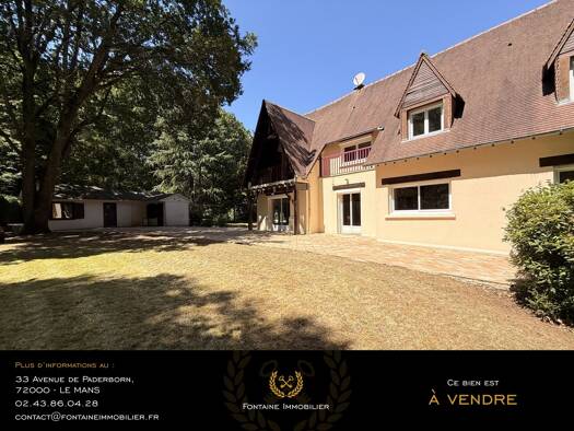 Maison à vendre 395 200 € 7 pièces 4 chambres 214 m² 6 000 m² de terrain La Bazoge 72650