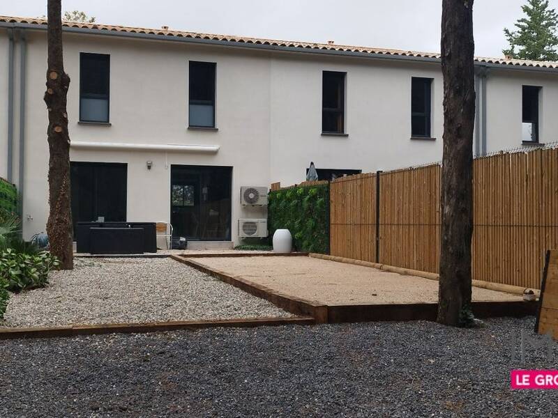 Maison à louer, 115m², VALERGUES