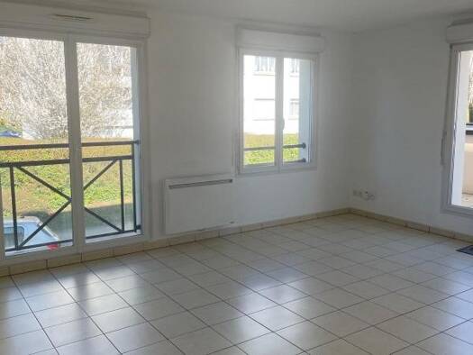 Appartement à louer 580 € 2 pièces 1 chambre 45,4 m² 1er étage Montplaisir-Sous Le Bois-Douzies-Faubourg Saint Quentin Maubeuge 59600