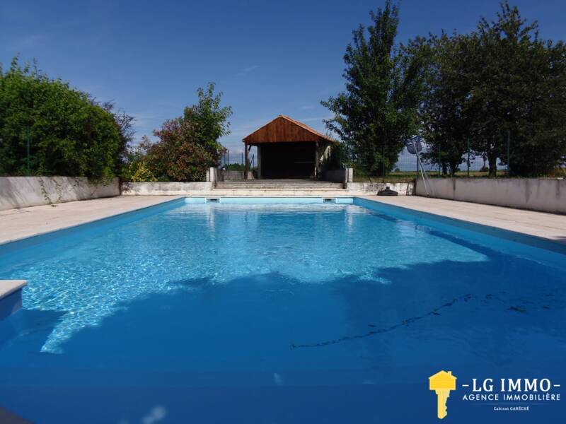 Maison à vendre, 139m², MORTAGNE SUR GIRONDE
