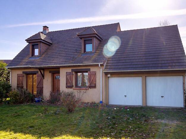 Maison à vendre 210 000 € 5 pièces 4 chambres 109 m² 1 045 m² de terrain Sacquenville 27930