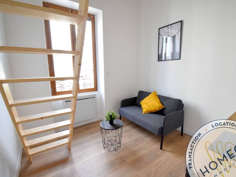 Maison à louer, 21m², LYON 8E