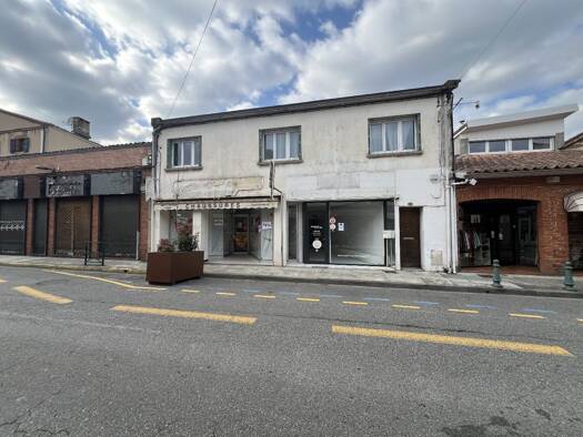 Local commercial à vendre 150 000 € 170 m² de surface de vente Sud Ouest Auterive 31190