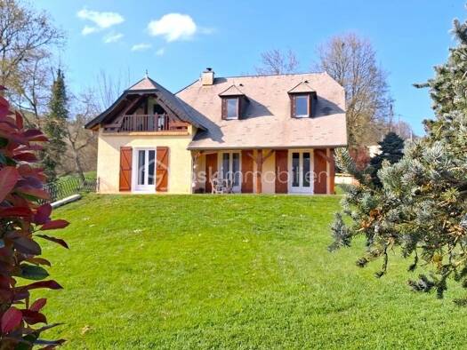 Maison à vendre 279 000 € 5 pièces 4 chambres 120 m² 2 463 m² de terrain Barcus 64130