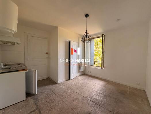 Studio à louer 420 € 1 pièce 14,4 m² Étage 1/2 Baillargues 34670