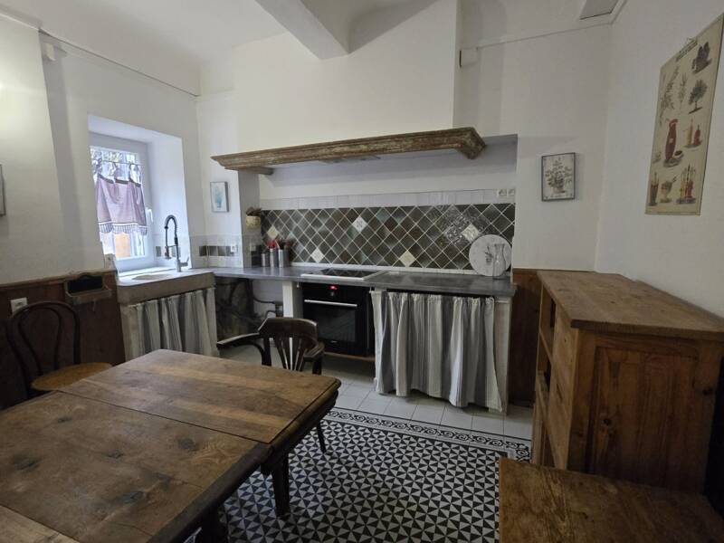 Maison à louer, 135m², SAINTE ANASTASIE SUR ISSOLE