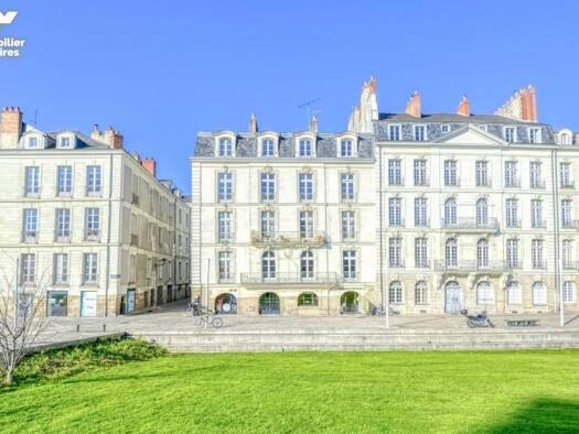 Appartement à vendre 362 611 € 3 pièces 2 chambres 80 m² 4ème étage Nantes 44000