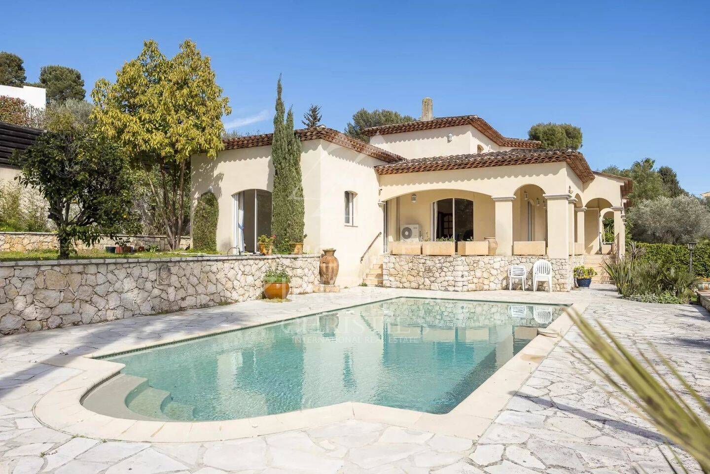 Maison à vendre, 244m², ANTIBES