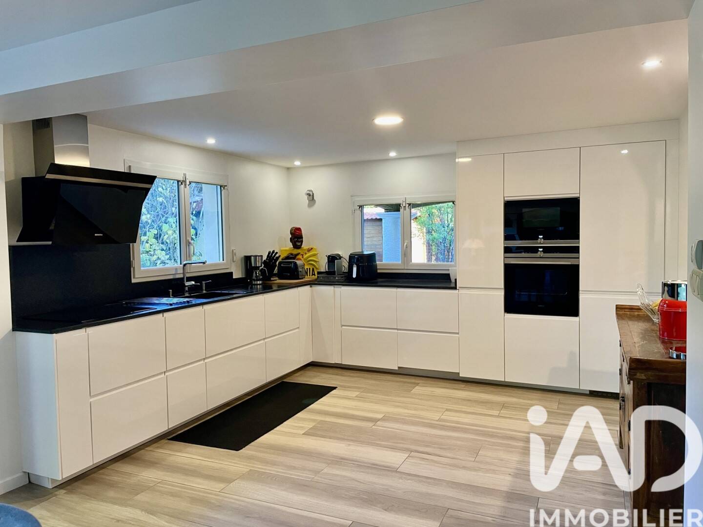 Maison à vendre, 246m², LA TOUR DE SALVAGNY
