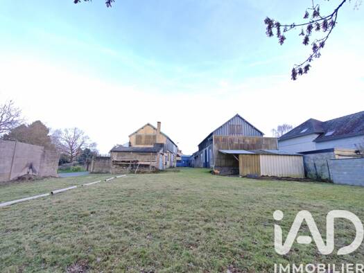 Terrain constructible à vendre 157 000 € 883 m² de terrain Urbain et Villages Nord Ploërmel 56800