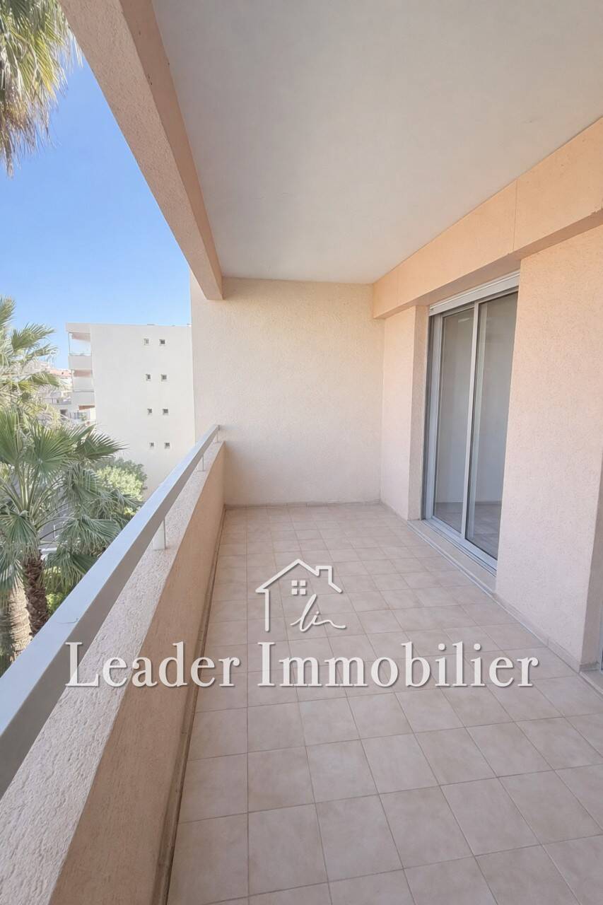 Maison à louer, 44m², ANTIBES