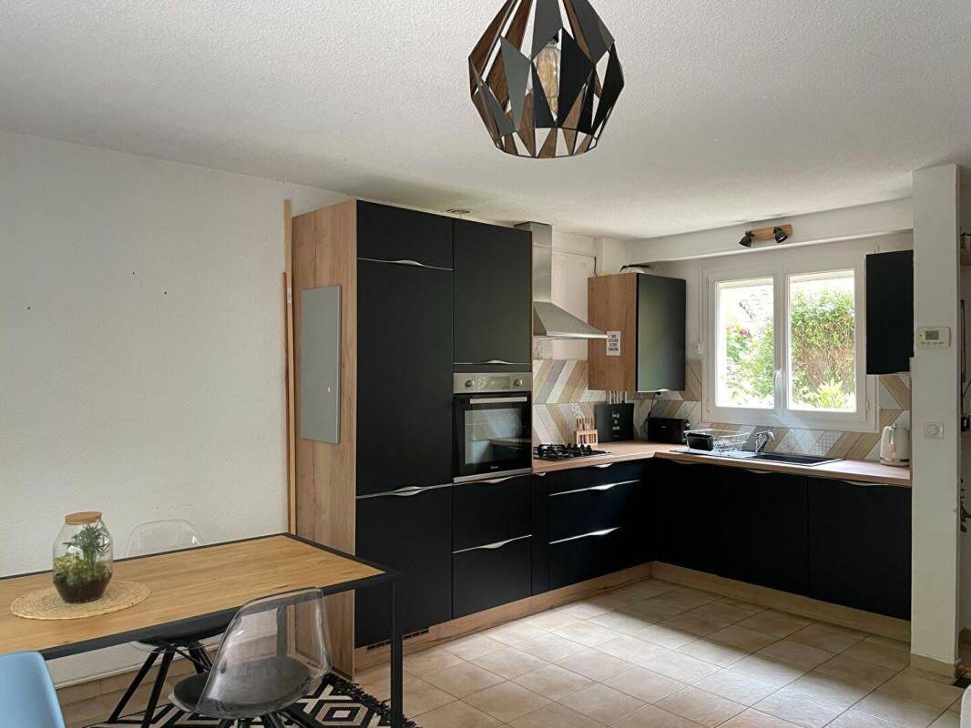 ?TOULOUSE Maison meublée — 1