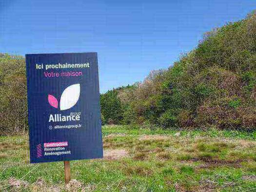 Terrain constructible à vendre 23 990 € 735 m² de terrain Ruffigné 44660
