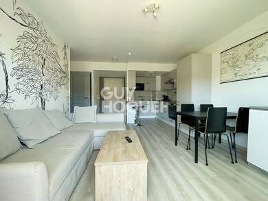 Appartement à louer 650 € 2 pièces 1 chambre 42 m² Étage 2/3 Espace Villeroy-Les Quilles Sete 34200