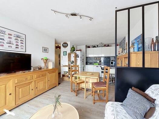Appartement à vendre 191 000 € 2 pièces 1 chambre 42 m² RDC/1 Diffus Biganos 33380