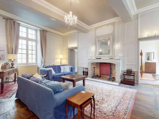 Appartement à vendre 350 000 € 6 pièces 2 chambres 143 m² Étage 1/3 Puy-Saint Font Périgueux 24000