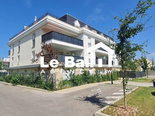 Appartement à vendre 299 900 € 4 pièces 3 chambres RDC/3 Osny 95520