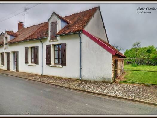 Maison de plain-pied à vendre 63 500 € 3 pièces 2 chambres 65 m² 1 857 m² de terrain Chezelles 36500