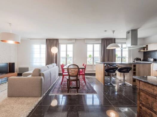 Appartement à louer 2 500 € 4 pièces 3 chambres 110 m² Serris 77700