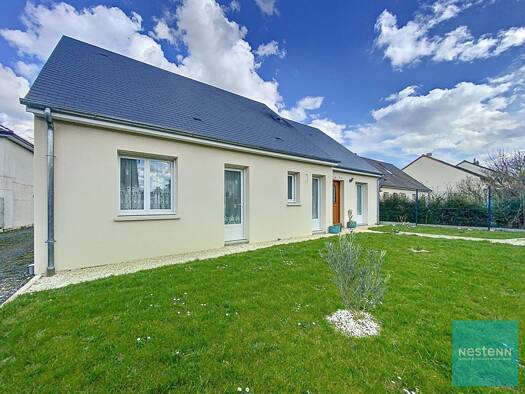 Maison de plain-pied à vendre - Neuf 284 000 € 5 pièces 3 chambres 103 m² 630 m² de terrain Charge 37530