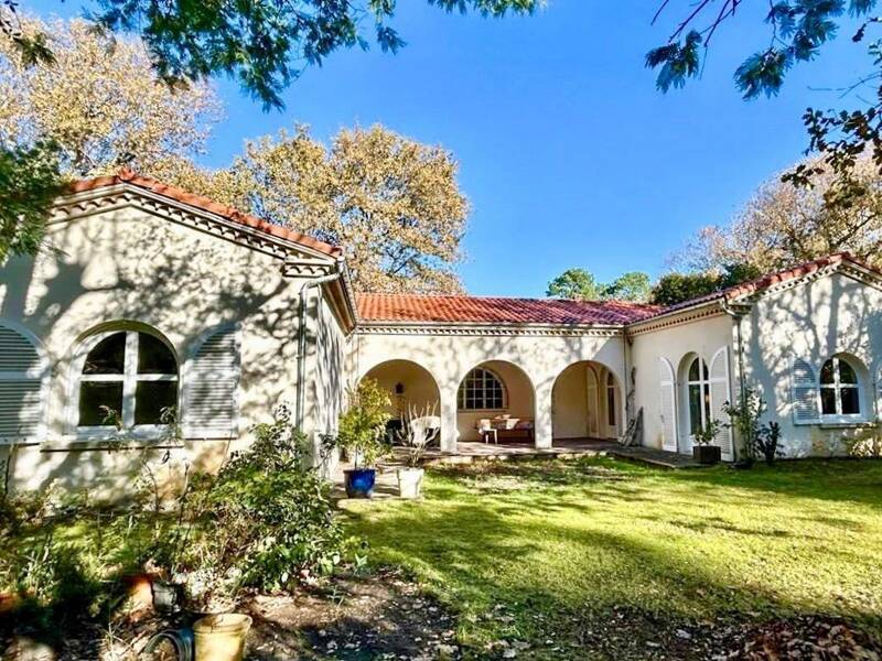 Maison à vendre, 174m², SAINT JULIEN EN BORN