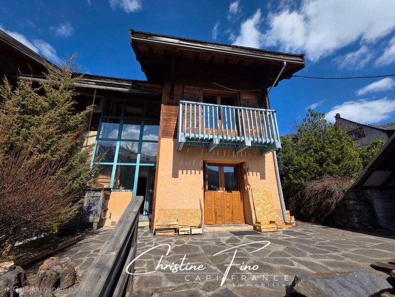 Maison à vendre, 196m², LA SALLE LES ALPES
