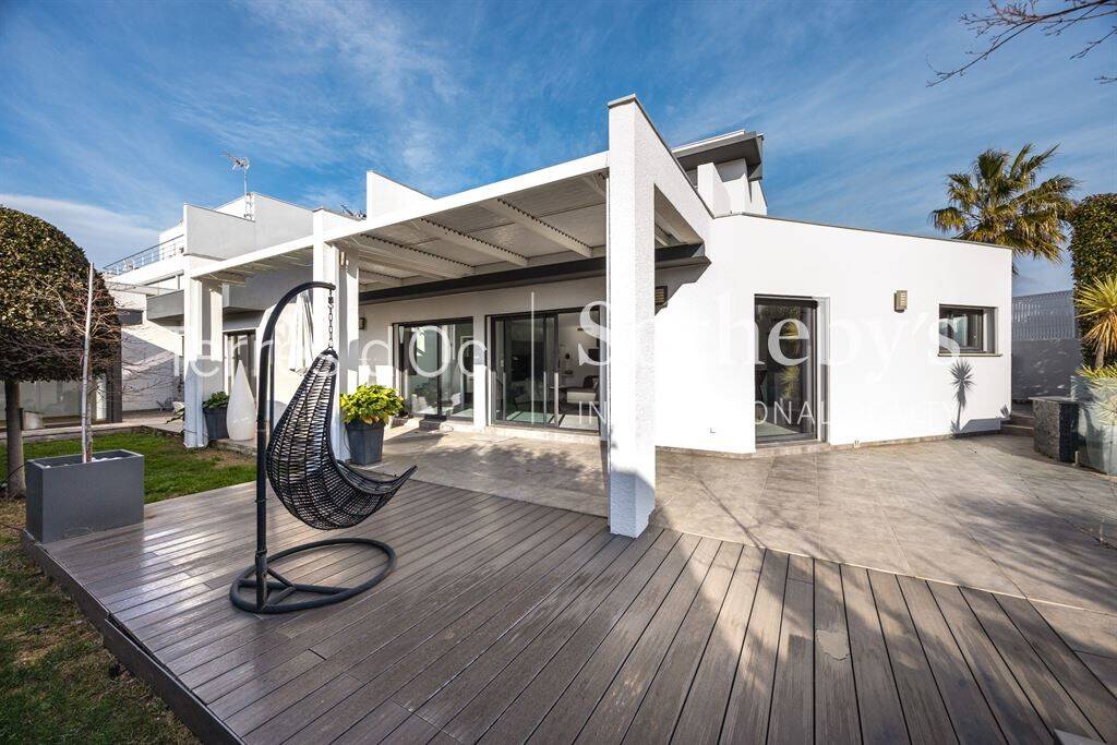 Maison à vendre, 170m², VILLENEUVE DE LA RAHO
