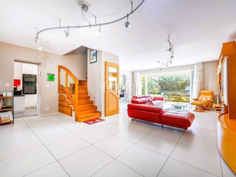 Maison à vendre, 227m², MARSEILLE 12E