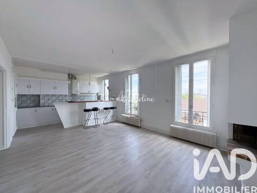 Appartement à louer 950 € 2 pièces 1 chambre 55,1 m² 4 étages Paris Campagne Drancy 93700