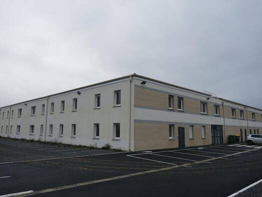 Local commercial à vendre 3 090 000 € 2 000 m² de surface de vente Chars 95750